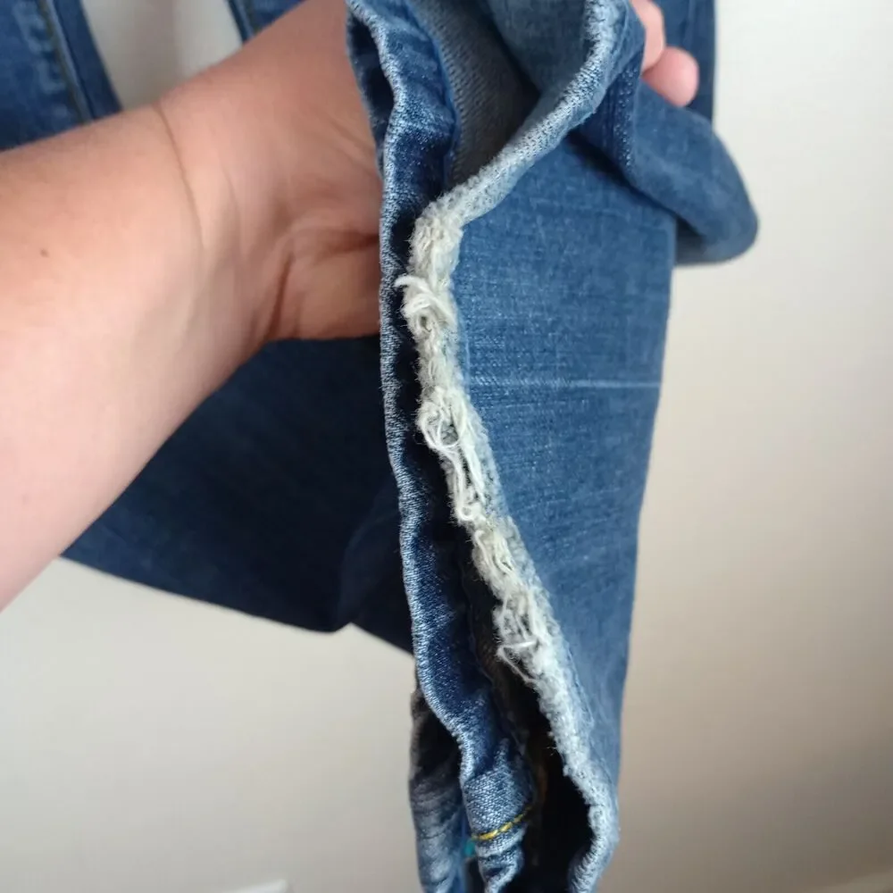 Vigoss Studio Boot Cut Stretch Carolina Denim Jeans Size 32 Embroidered